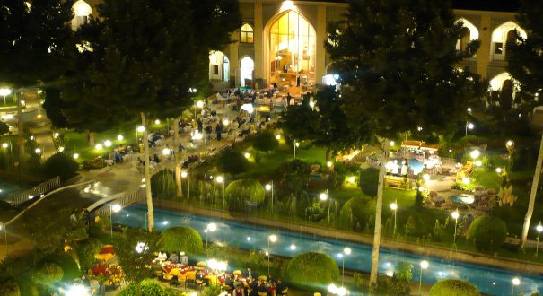 Abbasi_Hotel_in_Isfahan-1434662729