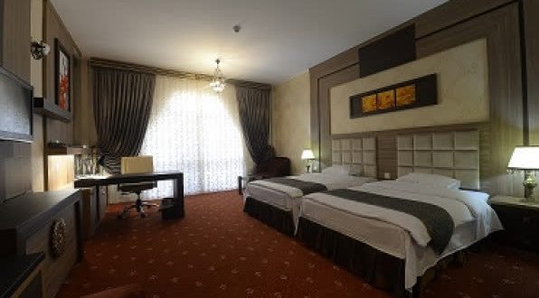 هتل نیکان بافق