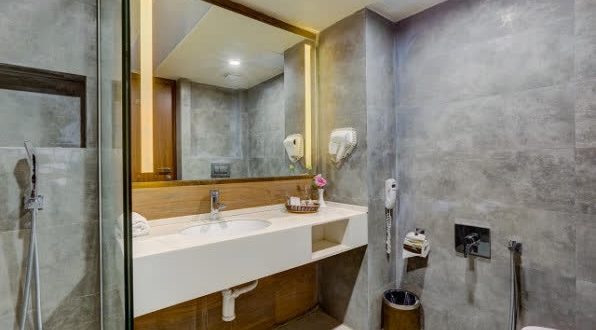 هتل سفیدکنار بندر انزلی