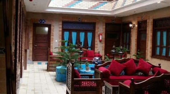 هتل سرای اردیبهشت اصفهان