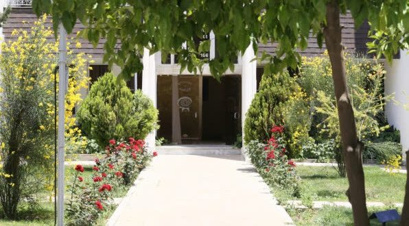 هتل مجتمع جهانگردی شیراز