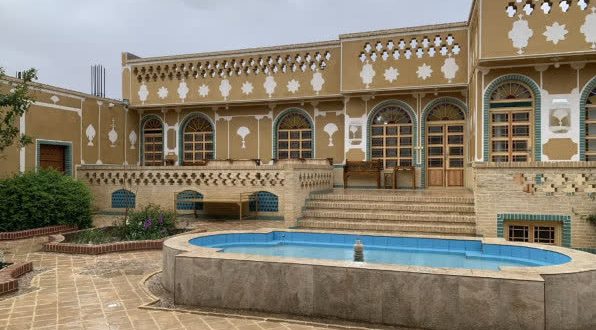 هتل تاریخی خانه آقازاده ابرکوه هتل تاریخی خانه آقازاده ابرکوه